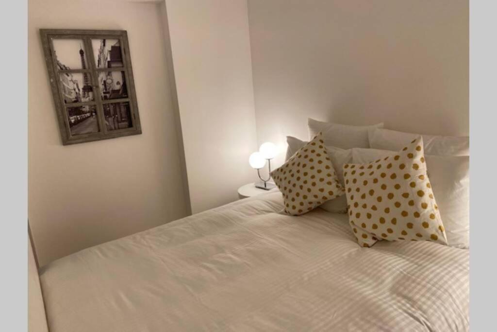 Stylist And Cosy In Montparnasse Appartement